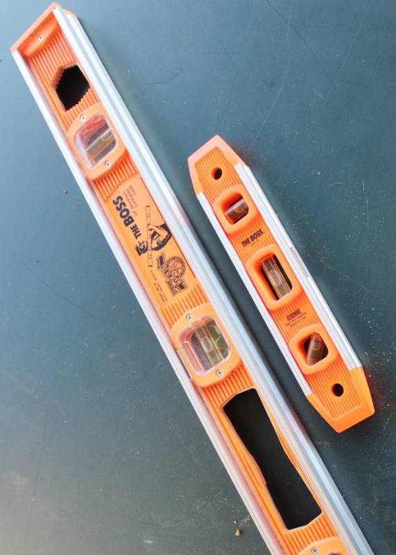 lot 1689 image: Two Levels