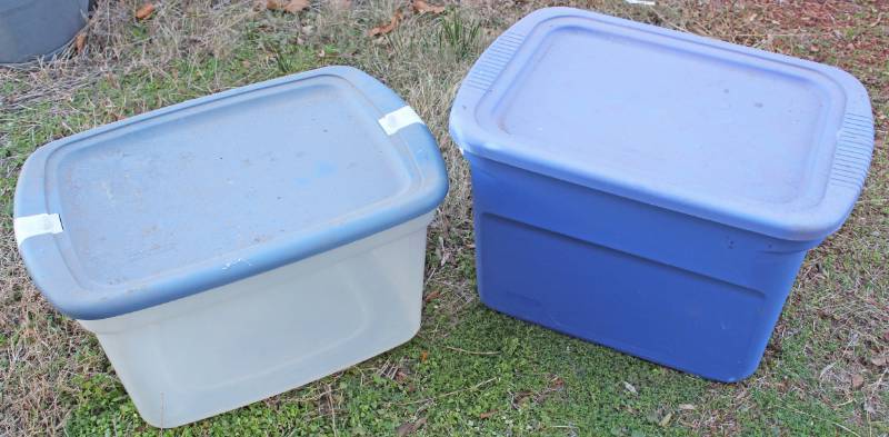 lot 1693 image: Two Plastic Storage Totes
