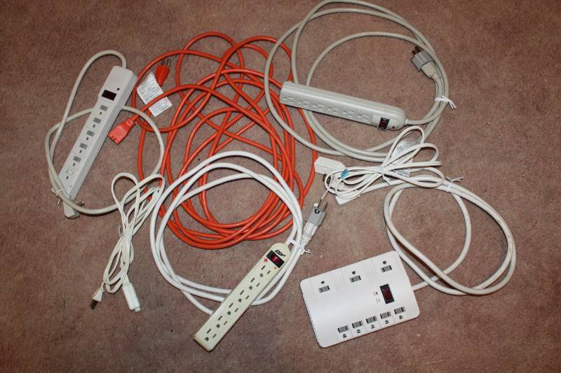 lot 7961 image: Lot of Cords and Multi-Plugs