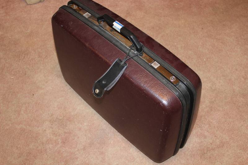 lot 7962 image: Suitcase with Craft Work in Progress