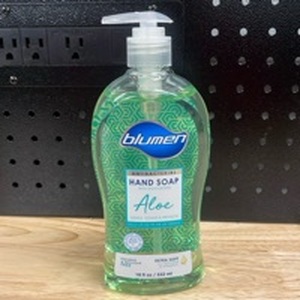 lot 868 image: Blumen Hand Soap With Moisturizers Aloe 18oz - Retail $17