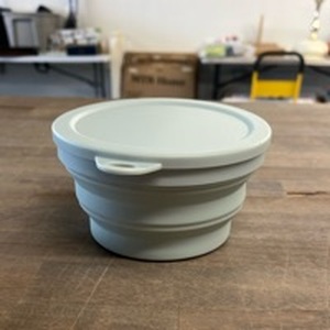 lot 3127 image: 2- Food Containers. Food Safe, Dishwasher Safe , and Microwave Safe  - Retail $0