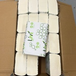 lot 3329 image: Case of White Multifold Towels. 16 Packs , 250 sheets per pack.  - Retail $0