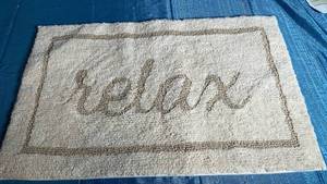 lot 3001 image: Members Mark Fashion Bath Mat, 21x34