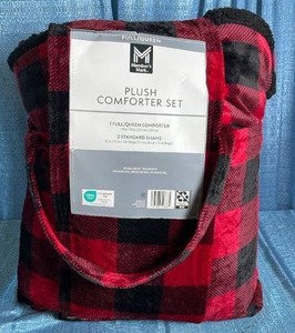 lot 5007 image: Members Mark Buffalo Plaid Plush Comforter FullQueen Set