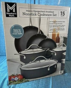lot 6033 image: Members Mark 15-Piece Hard Anodized Aluminum Cookware Set