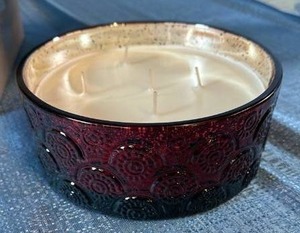 lot 6070 image: Large 5 wick candle - cranberry spiced sangria