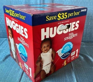 lot 6098 image: Huggies Little Snugglers Diaper Box
