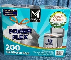 lot 7008 image: Power Flex 13 Gallon Kitchen Trash Bags - 200 Count