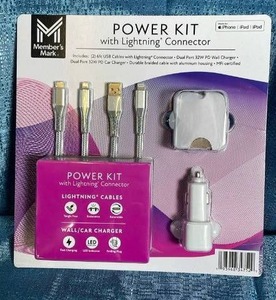 lot 7013 image: Members Mark Power Kit with Lightning Connector