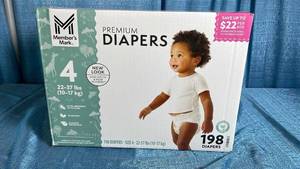 lot 7031 image: Members Mark Premium Diapers Size 4