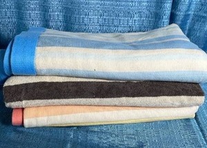 lot 7074 image: Members Mark Striped 3 pc Bath Towel Set