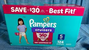 lot 7076 image: Pampers Cruisers Size 5 Pull-On Diapers (124 Count)