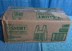 lot 7101 image: T-Shirt Box 200 Pack Original Packaging