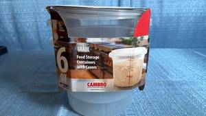 lot 8000 image: Cambro 6 Quart Commercial Food Storage Containers - Set of 2