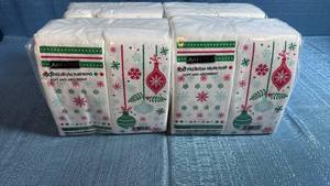 lot 8031 image: Artstyle Holiday Premium Napkins - 400 Count Bulk Pack
