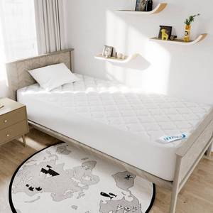 lot 48424 image: Twin XL Air Mattress Topper, Mattress Topper Twin XL Mattress Pad, Super Soft Breathable and Noiseless Down Alternative Fiber Pillow Top Mattress Pad (15-23 Deep Pocket)
