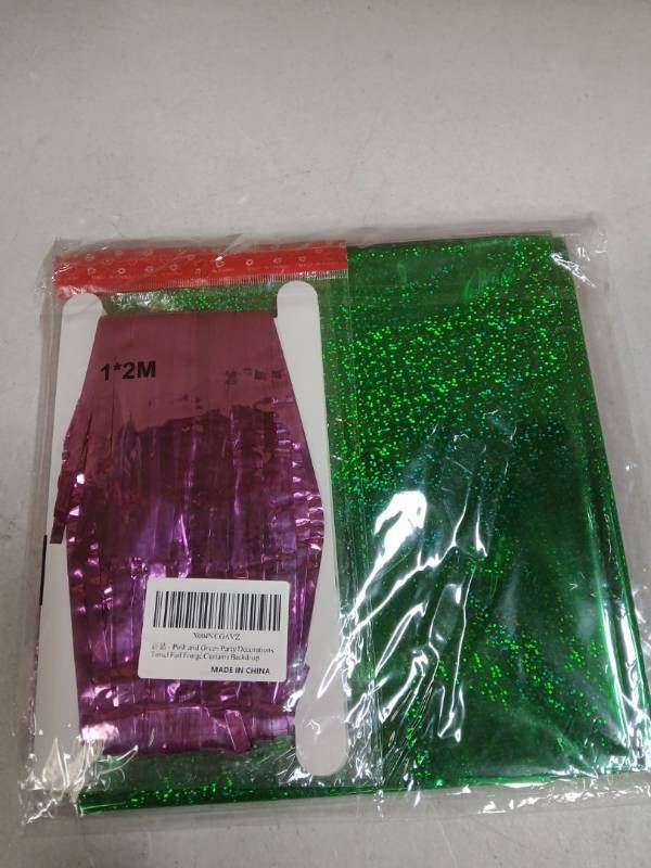 lot 26935 image: Pink and Green Party Decorations Tinsel Foil Fringe Curtain