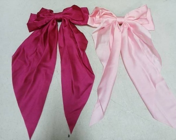 lot 25549 image: Large Pink Hair Clip Bows 2pk