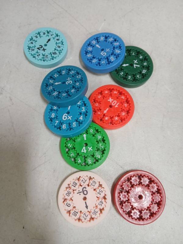 lot 27559 image: Math Fidget Spinners 9pk
