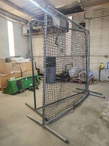 lot 11524 image: Professional Baseball Batting Cage Net and Frame System