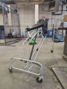 lot 11525 image: Music Stand Dolly