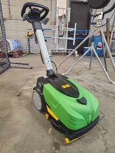 lot 11526 image: IPC CT5 10S2P Industrial Floor Scrubber
