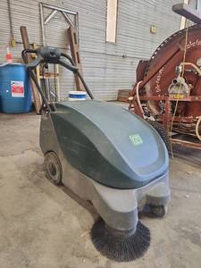 lot 11528 image: Nobles Scout 5 Walk Behind Floor Sweeper
