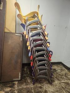 lot 16524 image: Virco Student Stack Chairs - Set of 13