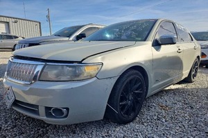 lot 5528 image: 2007 Lincoln MKZ - WHITE