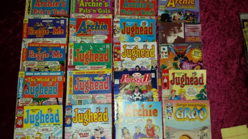 lot 5406 image: Lot of 20 Archie and the Gang Comic Books