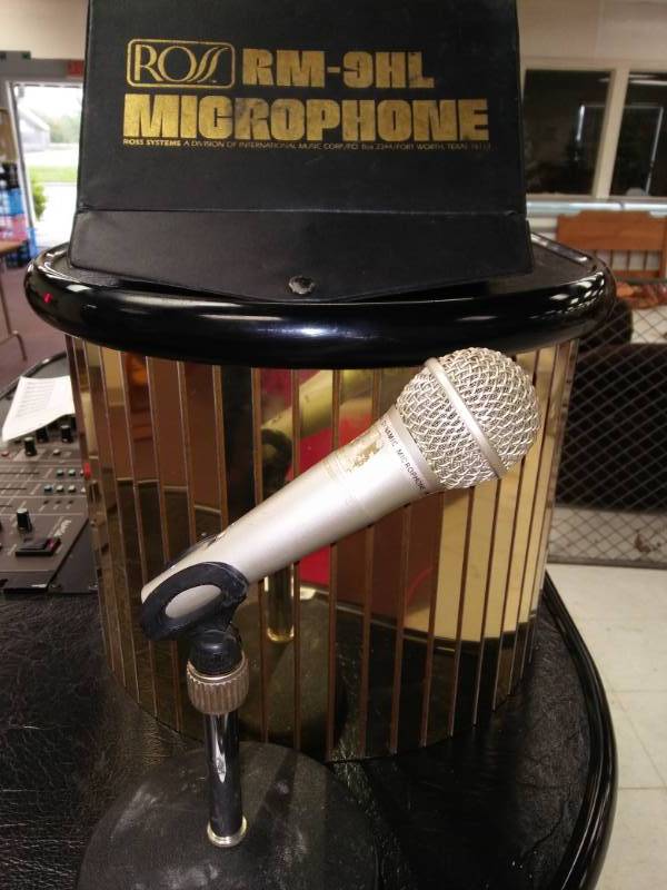 lot 5275 image: Microphone - Ross RM-9HL Stand Not Included