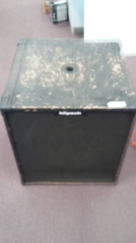 lot 5292 image: Klipsch Kp 480 Sw Unpowered Subwoofer