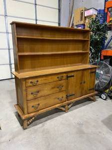 lot 201 image: Montery 3 drawer buffet with hutch top 66 x 73 x 20 in