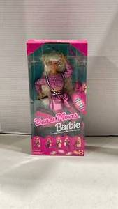 lot 1008 image: Barbie Dance Moves doll in box