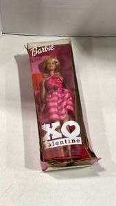 lot 1014 image: Barbie XO Valentine doll in box (box is damaged)