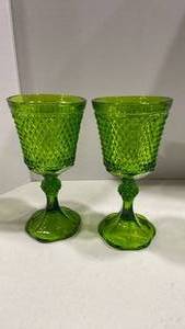 lot 1045 image: Indiana Glass emerald diamond point tall compotes 11 in tall