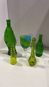 lot 1067 image: Lucky Beer Buddah and other green glass