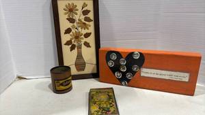 lot 1125 image: Retro Vintage Decor