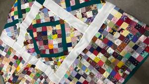lot 1158 image: Handmade Star Pattern Patchwork Quilt with Green Border 32 years old never used 84x84