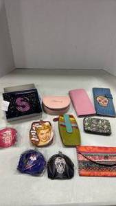 lot 1195 image: Liz Claiborne and other wallets, coin purses and more