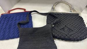 lot 1210 image: Crochet Handbags