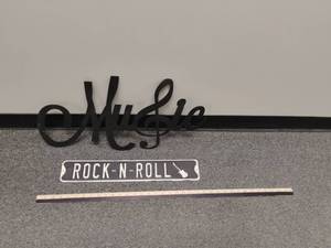 lot 1817 image: Wall Decor.  Music and Rock n Roll Signs.