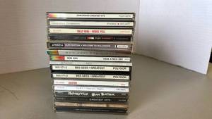 lot 1866 image: Bon Jovi, Billy Idol and other CDs