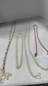 lot 1916 image: Necklaces