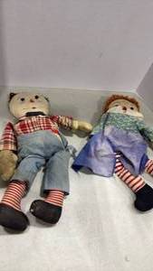 lot 2029 image: Raggedy Andy Style Cloth Doll