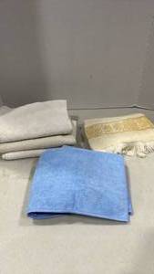 lot 2050 image: Microfiber towel and hand towels