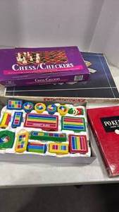 lot 2083 image: Magnet blocks and board games
