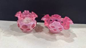 lot 2095 image: Cranberry opalescent coin dot double crimped rose bowl and vase 4 inches tall