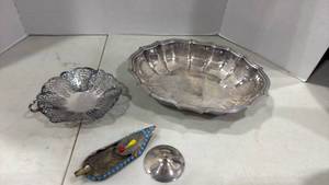 lot 2144 image: Sliver plate serving dish, metal shoe ash tray and more